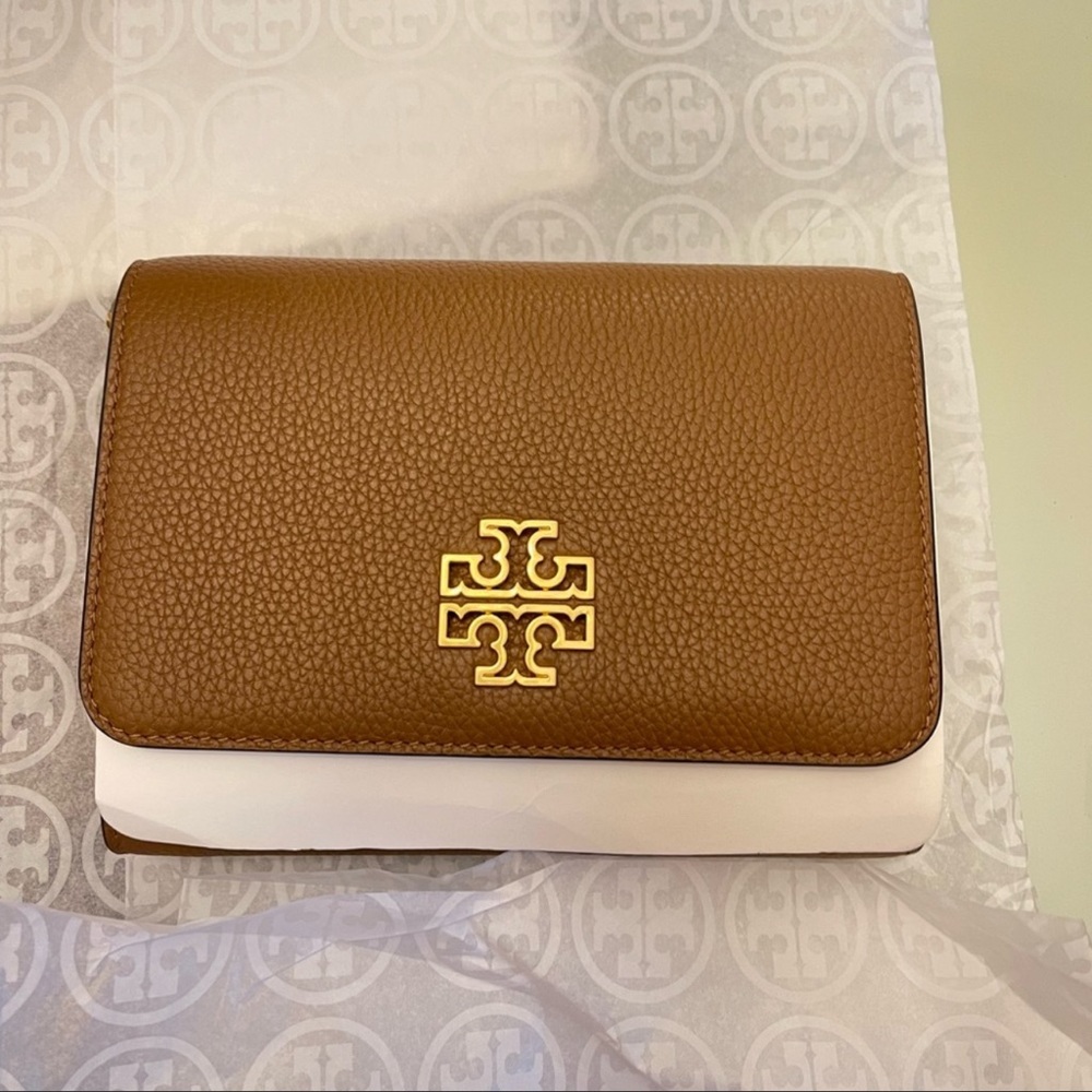 Brand new Athletic Tory Burch bag - Picture 14 of 15